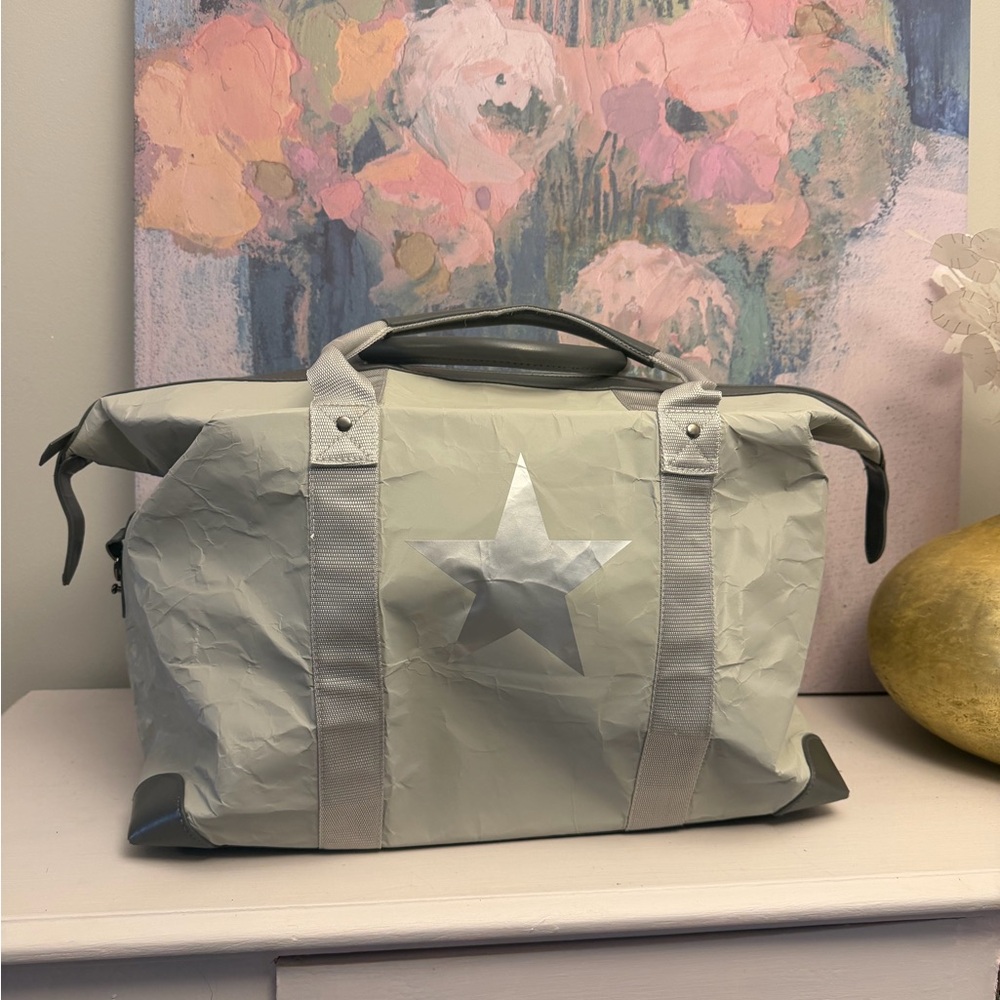 Stylish Gray Star Weekender by Hi Love - Picture 7 of 8